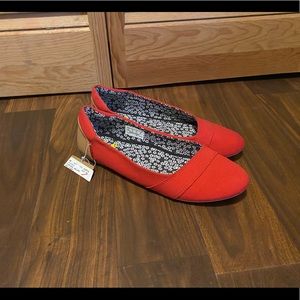 Keen Red Flat Shoes